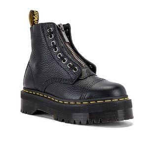 NWOT Platform Doc Martens